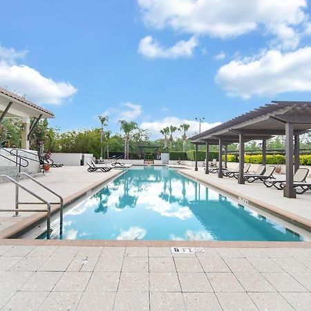 Vibrant 4Br Family Townhome 1 Mile From Disney World And Disney Springs Orlando Eksteriør billede