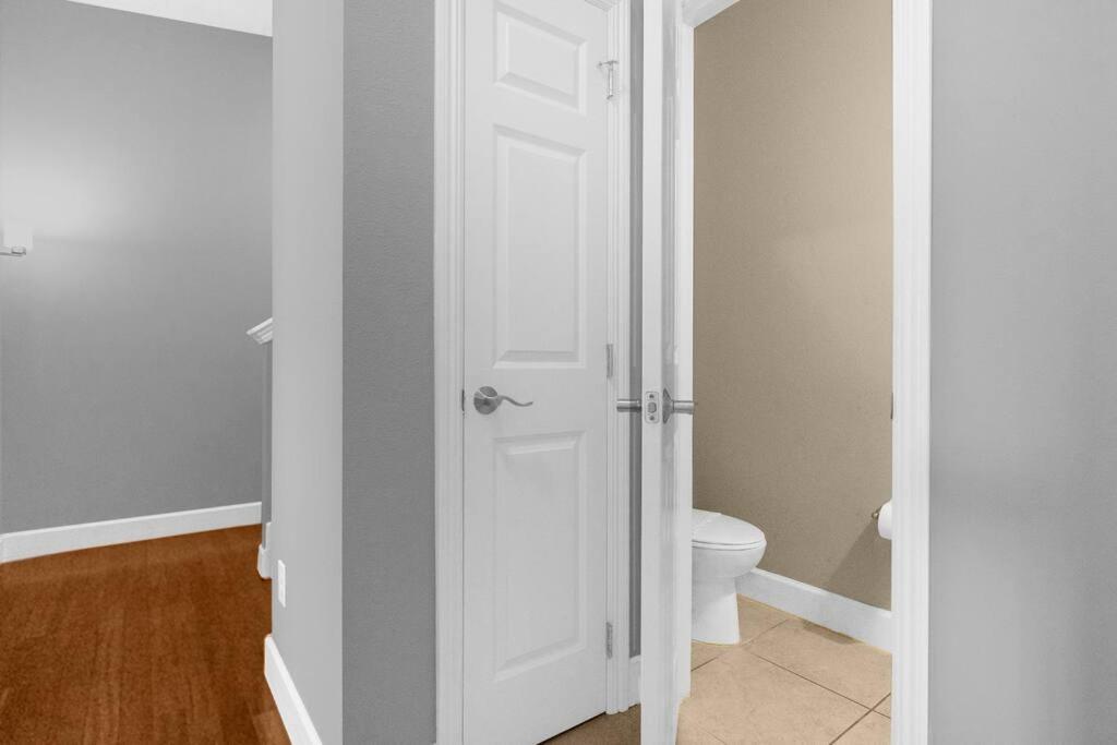 Vibrant 4Br Family Townhome 1 Mile From Disney World And Disney Springs Orlando Eksteriør billede