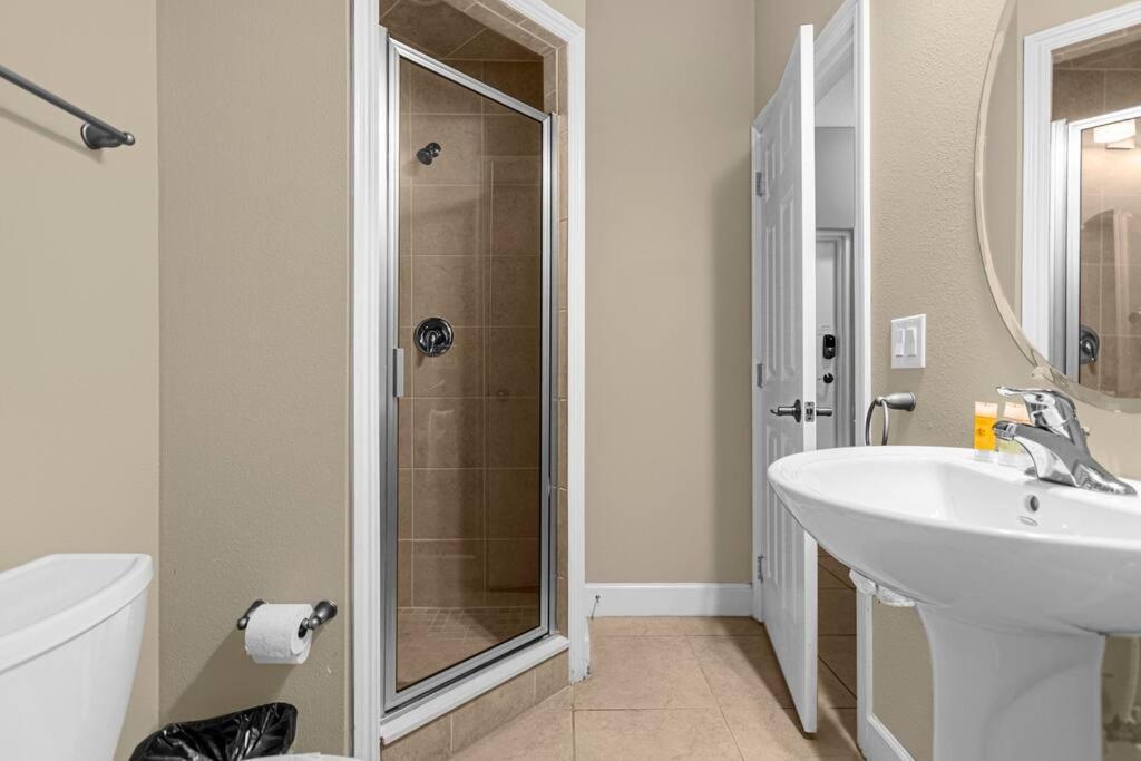 Vibrant 4Br Family Townhome 1 Mile From Disney World And Disney Springs Orlando Eksteriør billede