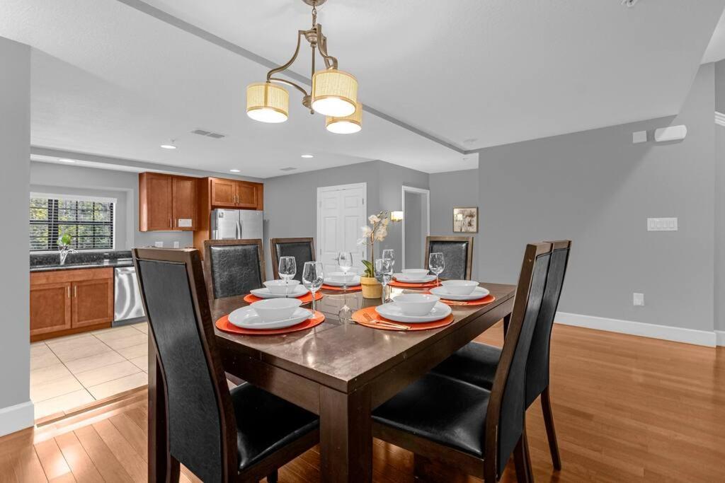 Vibrant 4Br Family Townhome 1 Mile From Disney World And Disney Springs Orlando Eksteriør billede
