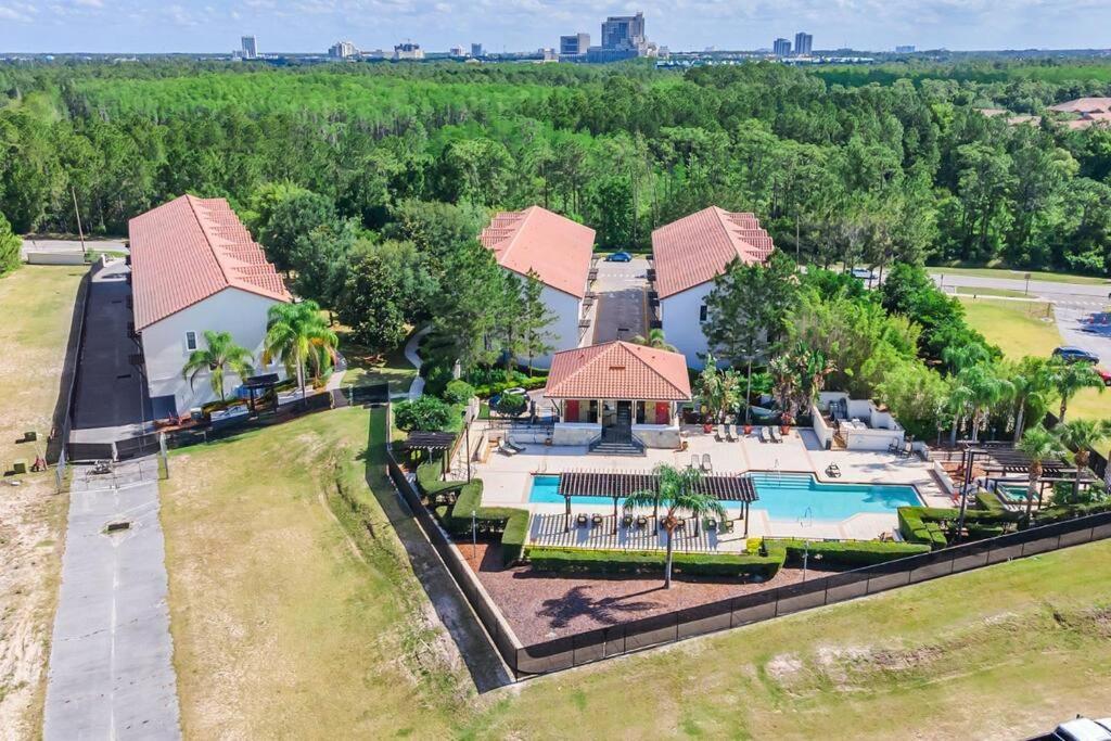 Vibrant 4Br Family Townhome 1 Mile From Disney World And Disney Springs Orlando Eksteriør billede